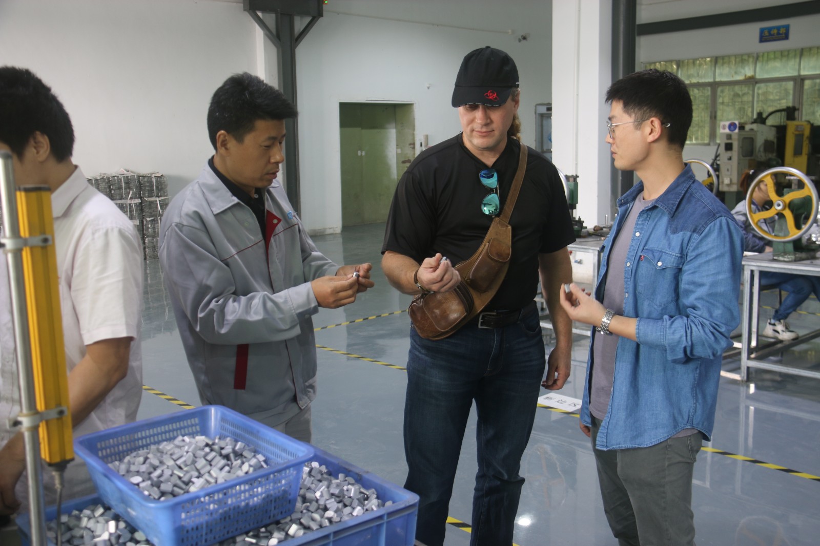 ����(gu��)�͑����˾���^����, ٝ���^�� 